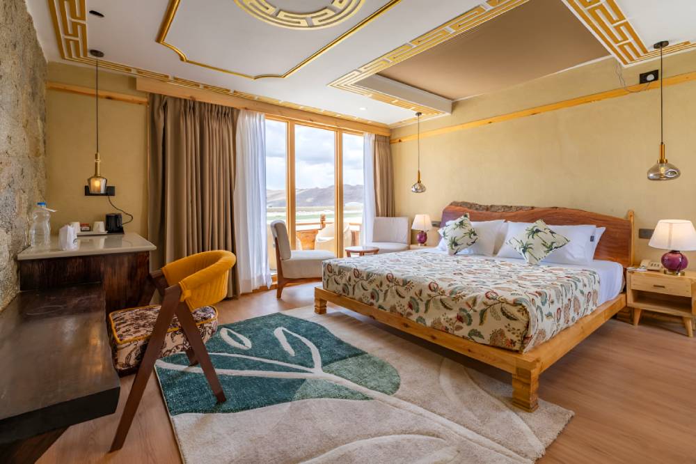 luxury hotels in hanle