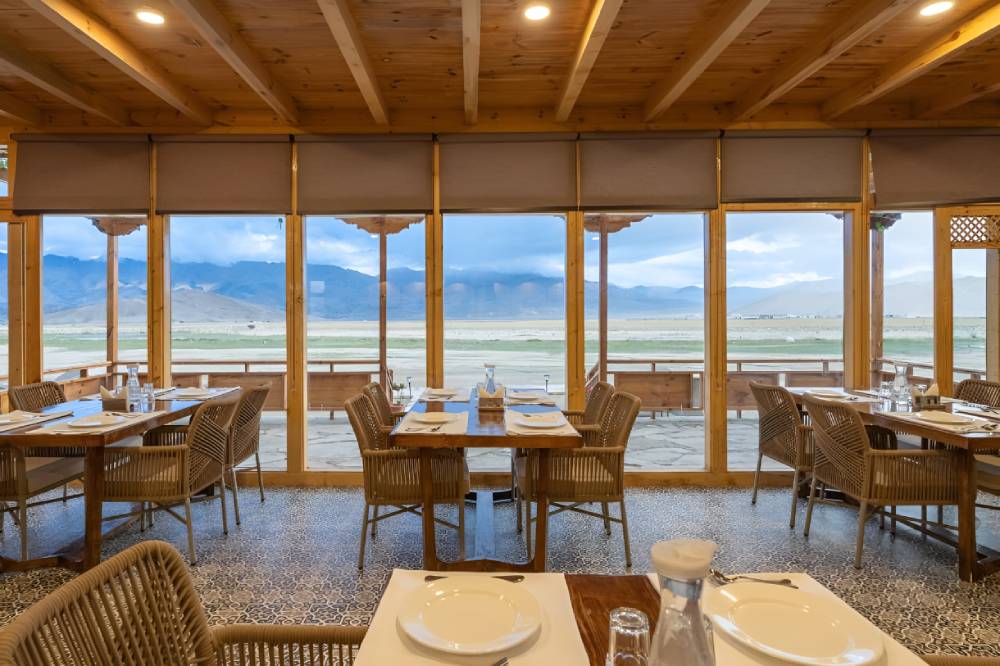 luxury hotels in hanle